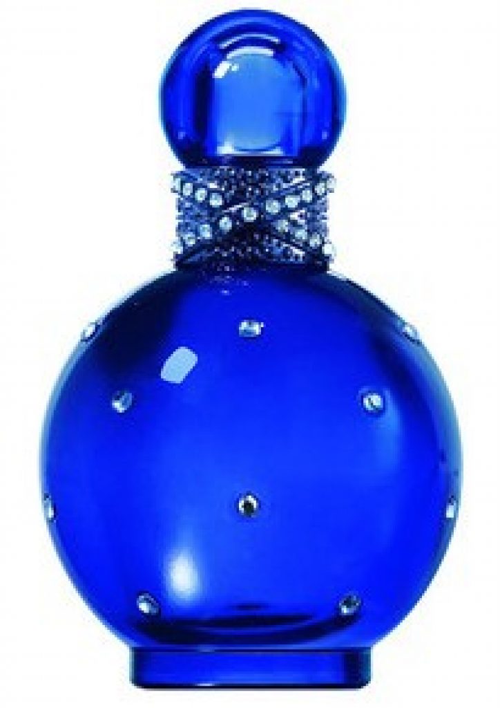 Caractere arabe pe cutia unui parfum original. E fals sau nu?