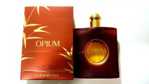 Yves Saint Laurent Opium Parfum Femei