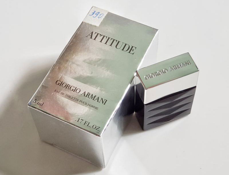 Giorgio Armani Attitude parfum barbati